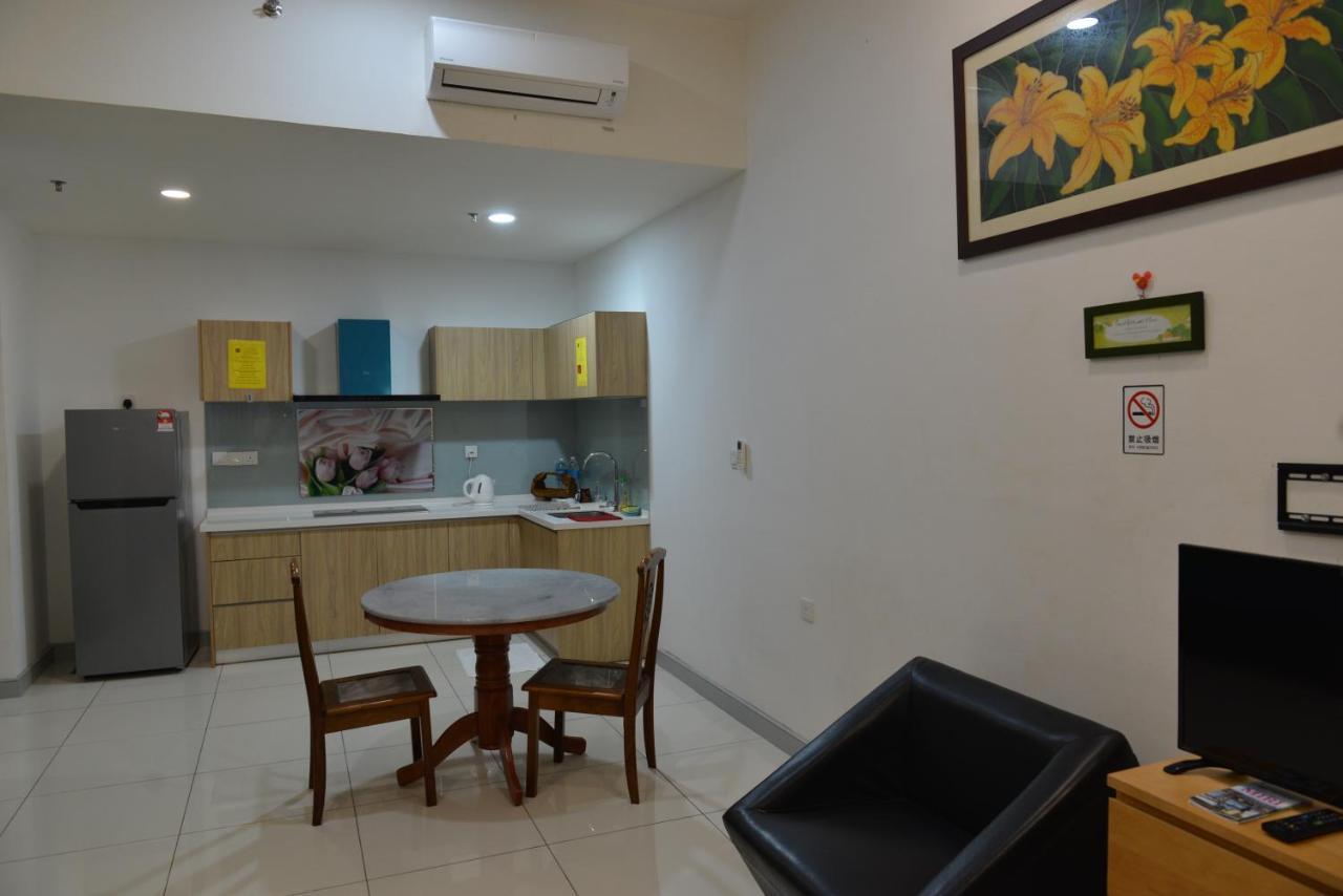 My Daily Homestay - Miri Times Square Esterno foto