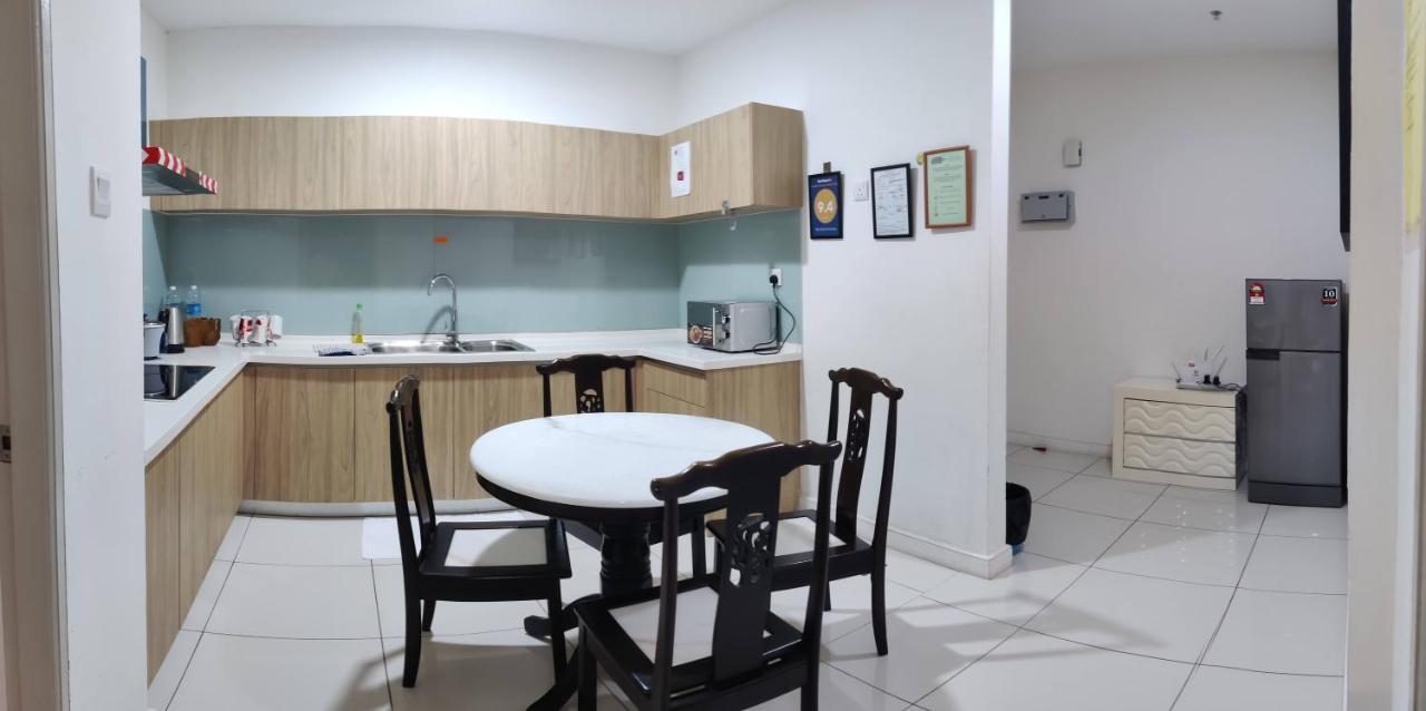 My Daily Homestay - Miri Times Square Esterno foto