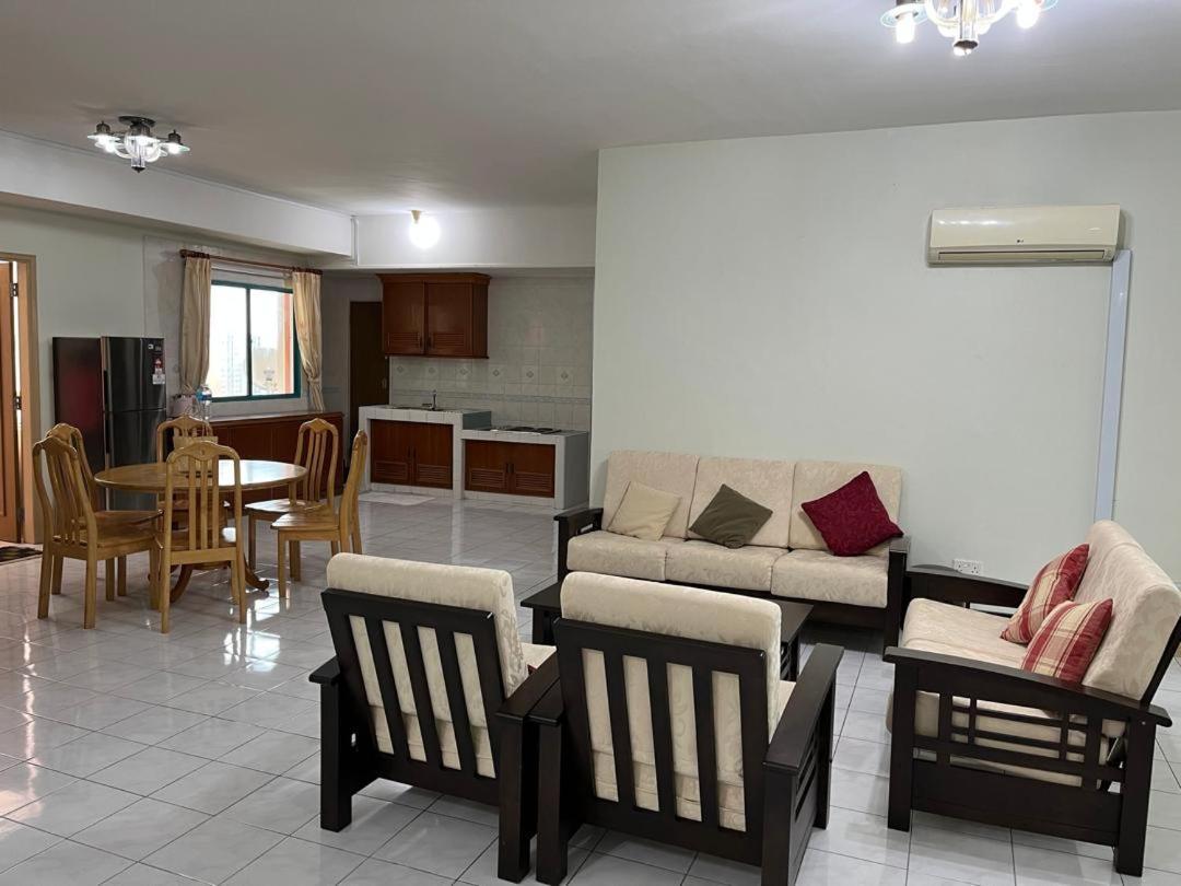 My Daily Homestay - Miri Times Square Camera foto