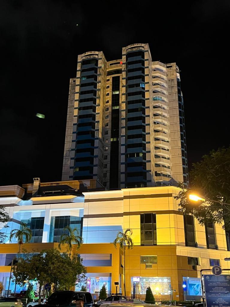 My Daily Homestay - Miri Times Square Camera foto