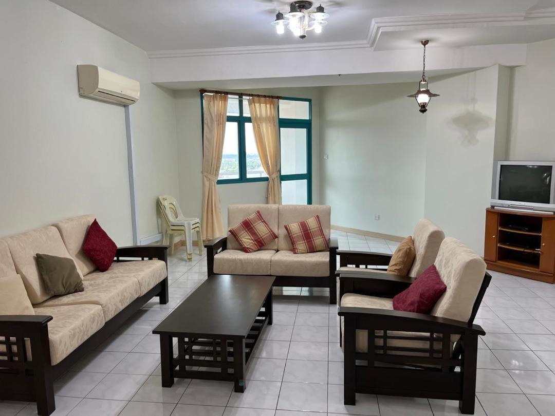 My Daily Homestay - Miri Times Square Camera foto
