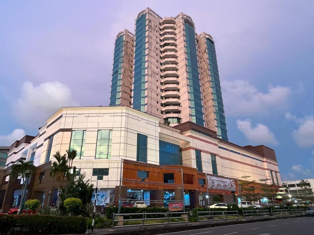 My Daily Homestay - Miri Times Square Camera foto